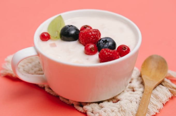 yogurt with fruits
